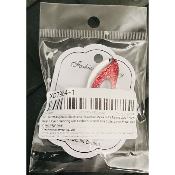 Shinny Rhinestone Red High Heel Shoes‎ Brooch Pin 1.8” Inch Jewelry New - Picture 4 of 4